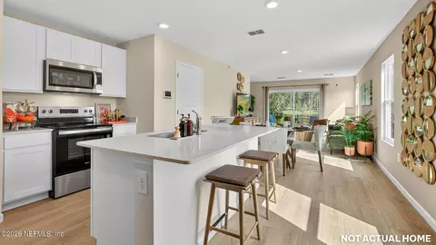 5882 Victoria Creek Ln, Jacksonville, FL 32219