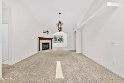 Living - 1017 Ridgewood Ln, Saint Augustine, FL 32086 photo 2 of 8
