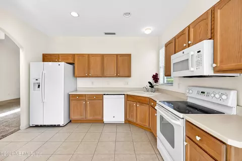 Kitchen - 1017 Ridgewood Ln, Saint Augustine, FL 32086 photo 6 of 6