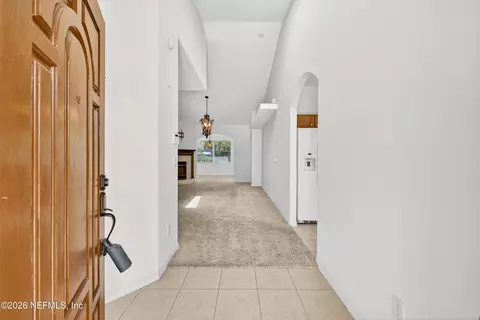 Entry Way - 1017 Ridgewood Ln, Saint Augustine, FL 32086 photo 1 of 2
