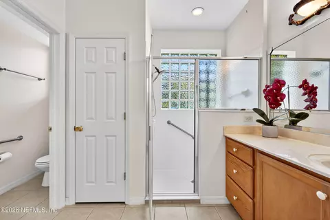 Bath - 1017 Ridgewood Ln, Saint Augustine, FL 32086 photo 3 of 5