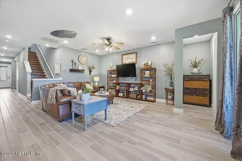 Entry Way - 66 Belinda Ct, Saint Augustine, FL 32092 photo 2 of 7