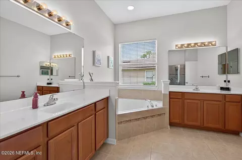 Bath - 316 Tavistock Dr, Saint Augustine, FL 32095 photo 3 of 8