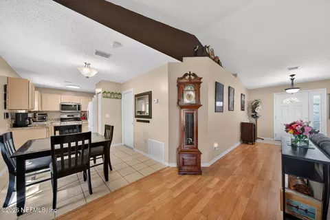 Entry Way - 237 St Thomas St, Saint Augustine, FL 32095 photo 2 of 2