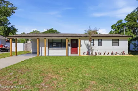 2904 E Loran Dr, Jacksonville, FL 32216
