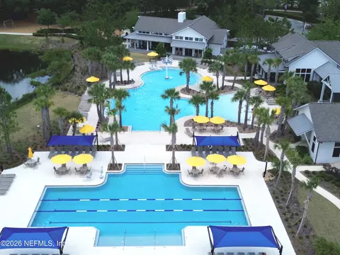 Exterior - 41 Seasons Ct, Saint Augustine, FL 32092 photo 9 of 16