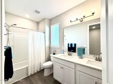 Bath - 41 Seasons Ct, Saint Augustine, FL 32092 photo 1 of 7
