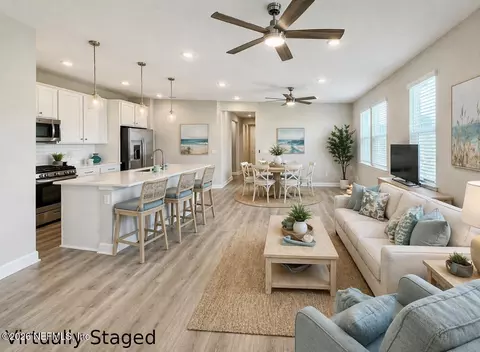 41 Seasons Ct, Saint Augustine, FL 32092