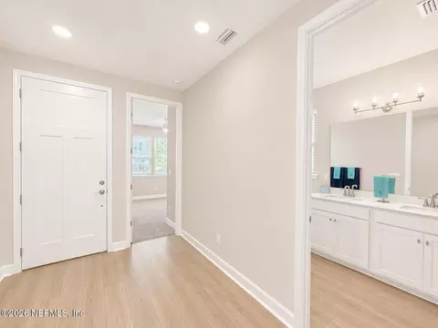 Entry Way - 41 Seasons Ct, Saint Augustine, FL 32092 photo 4 of 10