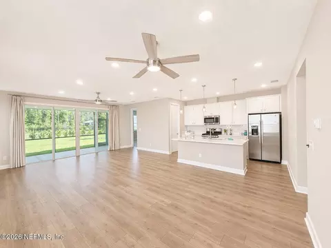 Living - 41 Seasons Ct, Saint Augustine, FL 32092 photo 4 of 5