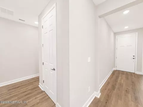 Entry Way - 41 Seasons Ct, Saint Augustine, FL 32092 photo 7 of 10
