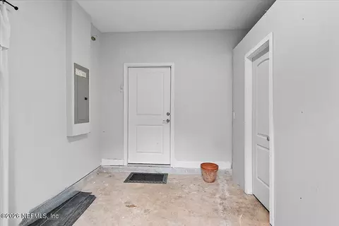 Entry Way - 850 Bruen St, Saint Augustine, FL 32084 photo 3 of 3
