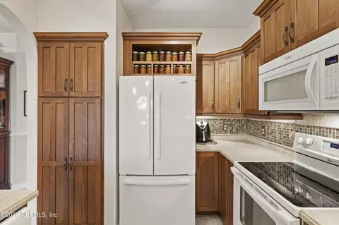 Kitchen - 3327 Haley Point Rd, Saint Augustine, FL 32084 photo 3 of 3
