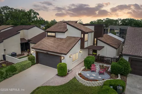 9241 Winged Foot Ln, Jacksonville, FL 32256