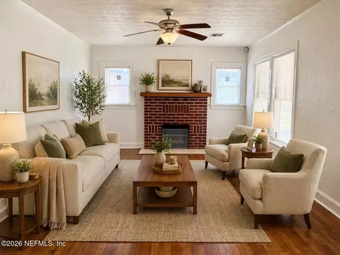 6503 Sapphire Dr, Jacksonville, FL 32208