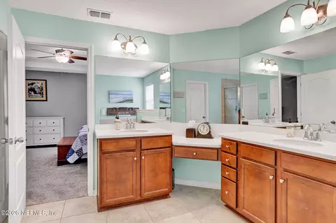 Bath - 147 Breezy Pt, Saint Augustine, FL 32092 photo 3 of 5