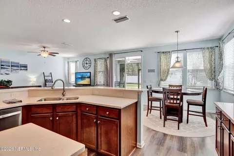 Kitchen - 147 Breezy Pt, Saint Augustine, FL 32092 photo 3 of 4