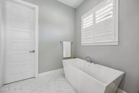 Bath - 29258 Grandview Mnr, Yulee, FL 32097 photo 5 of 10
