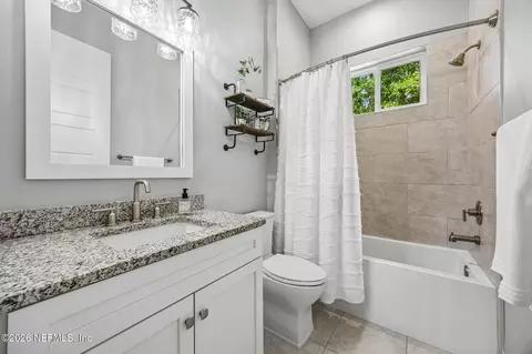 Bath - 29258 Grandview Mnr, Yulee, FL 32097 photo 9 of 10