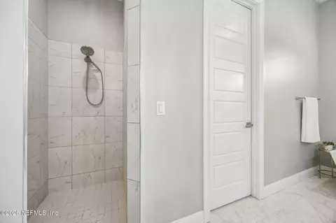Bath - 29258 Grandview Mnr, Yulee, FL 32097 photo 6 of 10