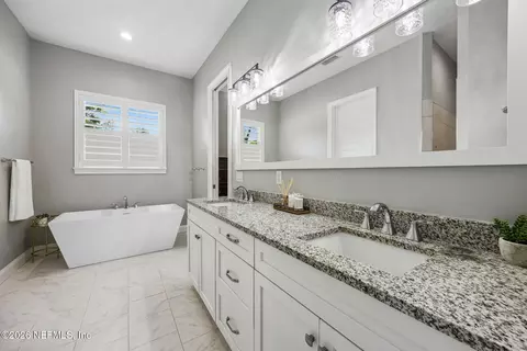 Bath - 29258 Grandview Mnr, Yulee, FL 32097 photo 7 of 10