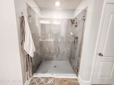 Bath - 617 Narvarez Ave, Saint Augustine, FL 32084 photo 6 of 6