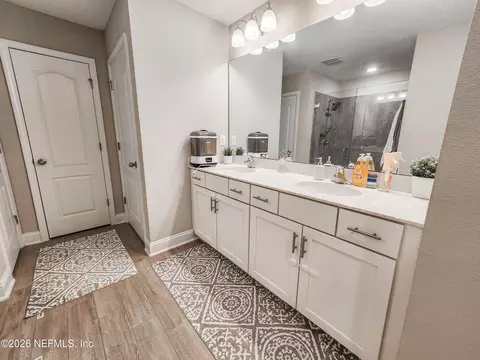 Entry Way - 617 Narvarez Ave, Saint Augustine, FL 32084 photo 7 of 8