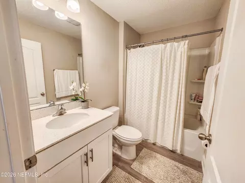 Bath - 617 Narvarez Ave, Saint Augustine, FL 32084 photo 1 of 6