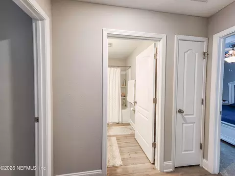 Entry Way - 617 Narvarez Ave, Saint Augustine, FL 32084 photo 2 of 8