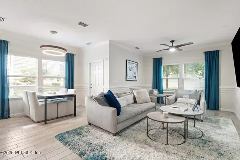 2585 Sandy Dune Dr, Jacksonville, FL 32233