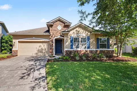 4591 Silverthorn Dr, Jacksonville, FL 32258