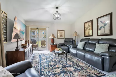 Living - 152 Old Hickory Forest Rd, Saint Augustine, FL 32084 photo 5 of 6