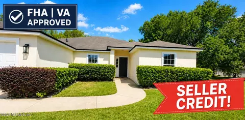 6369 Spring Hollow Ct, Jacksonville, FL 32218