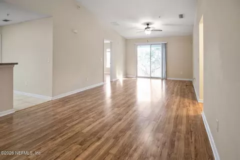 7047 Deer Lodge Cir #106, Jacksonville, FL 32256