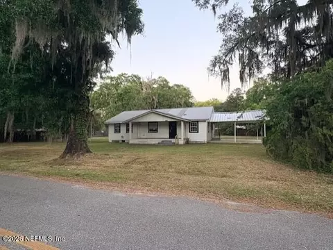 130 Price St, Palatka, FL 32177