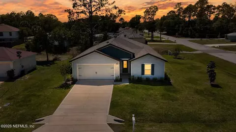 2 Prince Eric Ln, Palm Coast, FL 32164