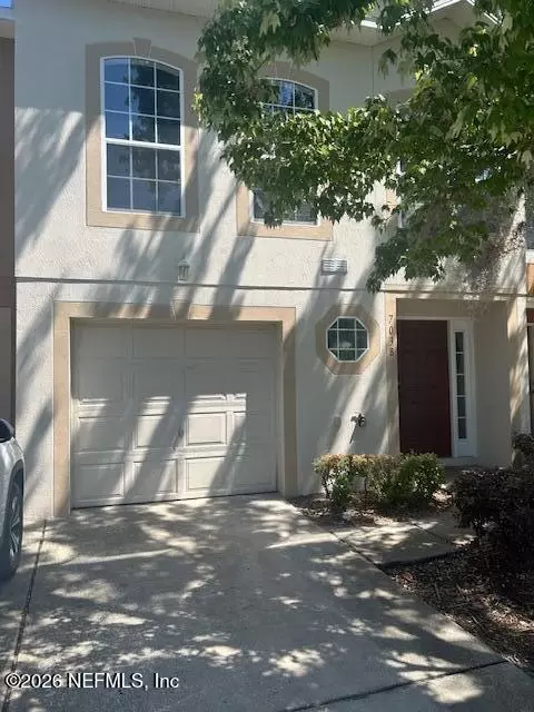 7038 St Ives Ct, Jacksonville, FL 32244