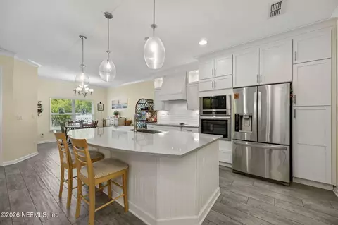 Kitchen - 96017 Breezeway Ct, Yulee, FL 32097 photo 2 of 5