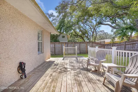 Exterior - 404 Fourteenth St, Saint Augustine, FL 32084 photo 2 of 4