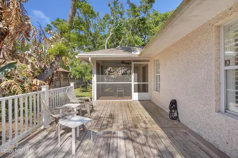 Exterior - 404 Fourteenth St, Saint Augustine, FL 32084 photo 3 of 4