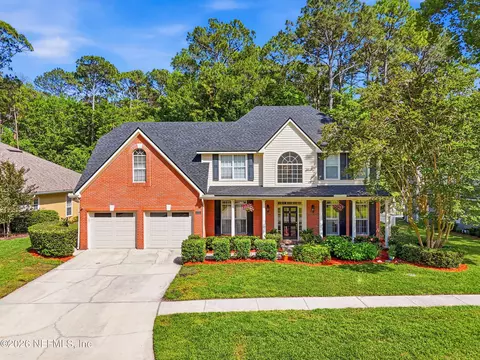 8551 Heather Run Dr N, Jacksonville, FL 32256