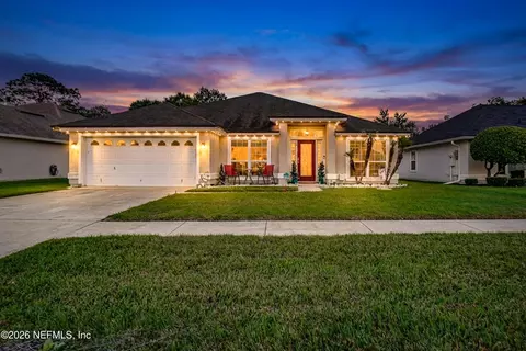 7525 Plantation Club Dr, Jacksonville, FL 32244