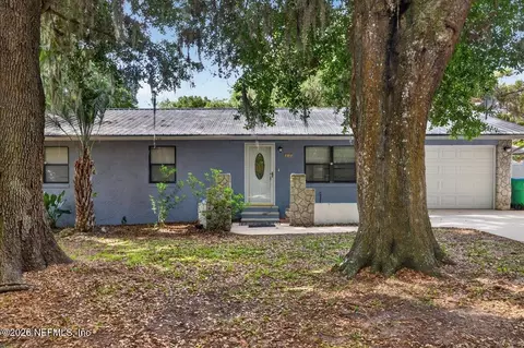 535 S Prospect St, Crescent City, FL 32112