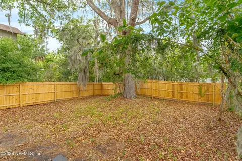 Exterior - 115 W 16th St, Jacksonville, FL 32206 photo 4 of 7