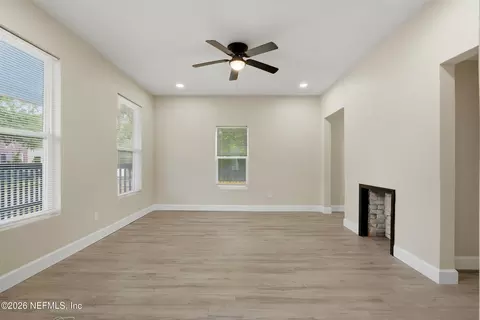 Living - 115 W 16th St, Jacksonville, FL 32206 photo 2 of 11