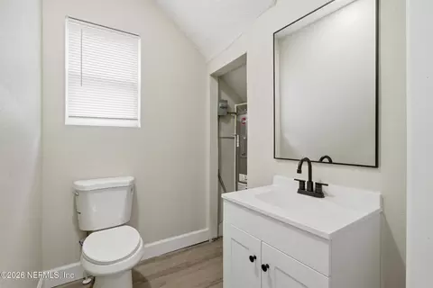 Bath - 115 W 16th St, Jacksonville, FL 32206 photo 1 of 4