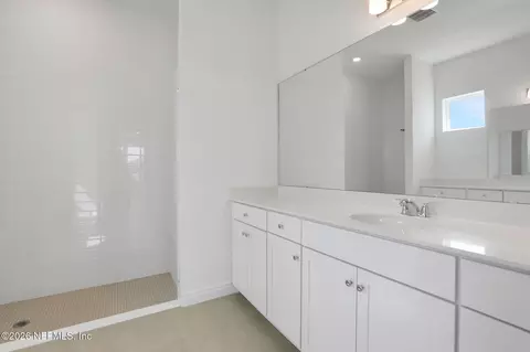 Bath - 63 Ribera Dr, Flagler Beach, FL 32136 photo 3 of 4