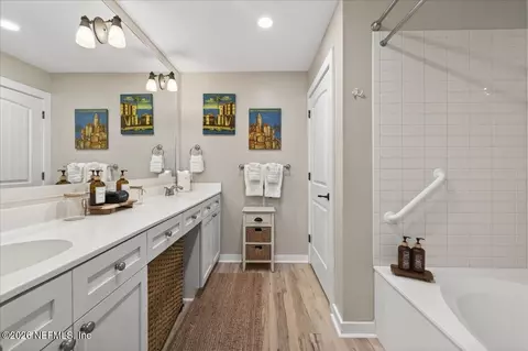 Bath - 965 Registry Blvd #202, Saint Augustine, FL 32092 photo 1 of 3