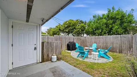 Exterior - 3904 Windjammer Ln, Saint Augustine, FL 32084 photo 1 of 8