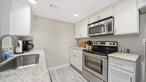 Kitchen - 3904 Windjammer Ln, Saint Augustine, FL 32084 photo 1 of 3